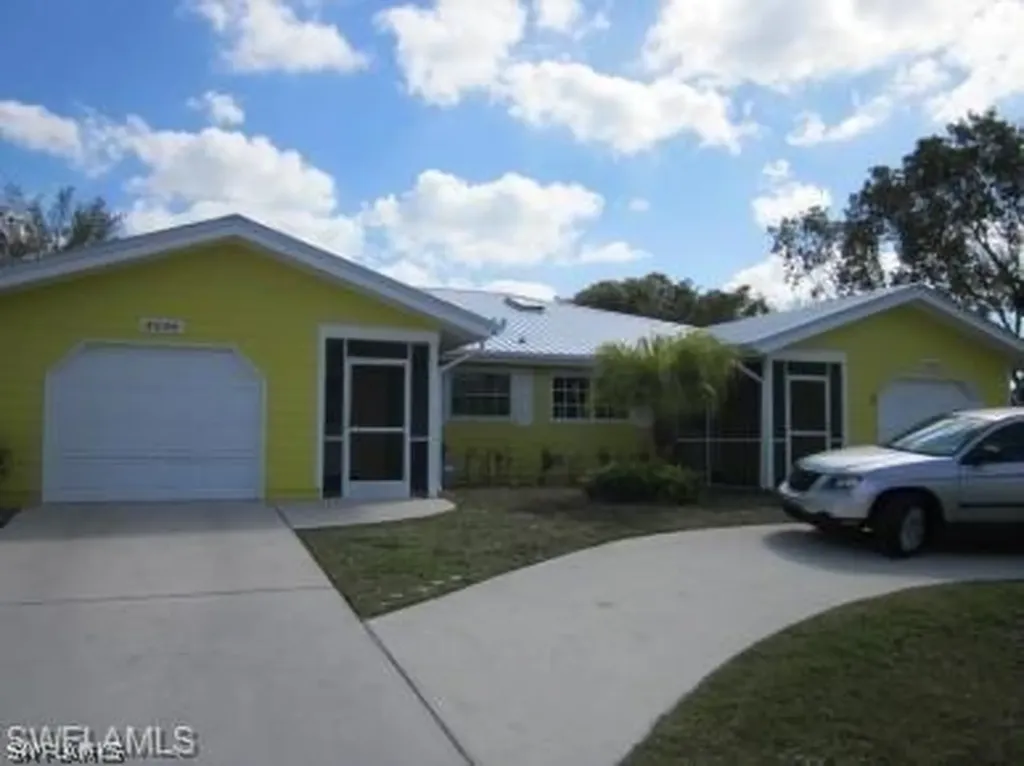 4229 SE 19th Avenue Cape Coral FL 33904