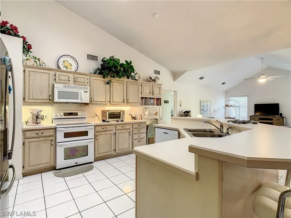 7140 Appleby Drive Naples FL 34104