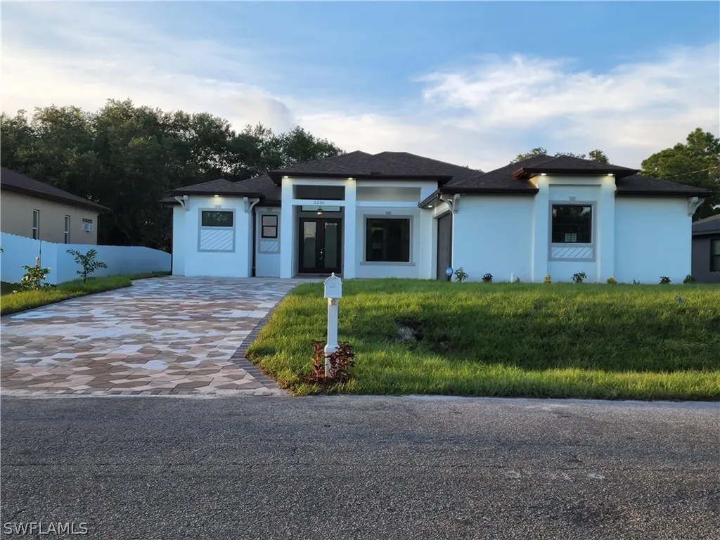 3210 2nd Street W Lehigh Acres FL 33971