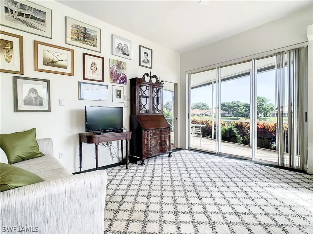 157 Vista Lane Naples FL 34119