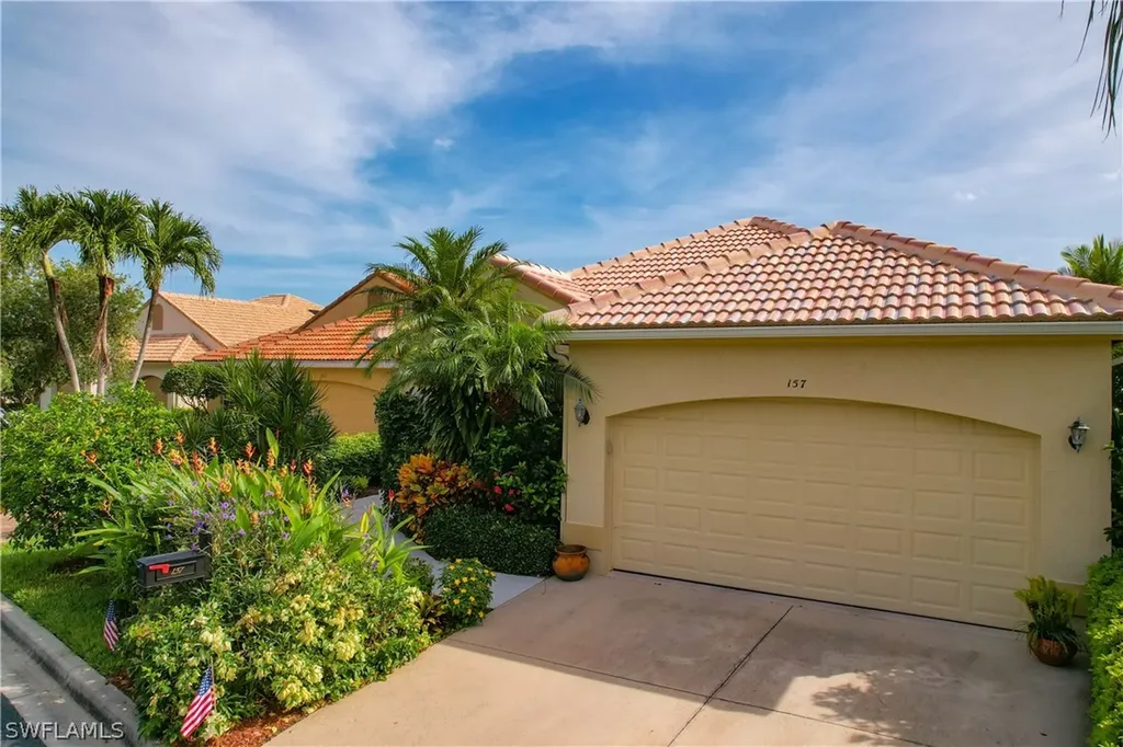 157 Vista Lane Naples FL 34119