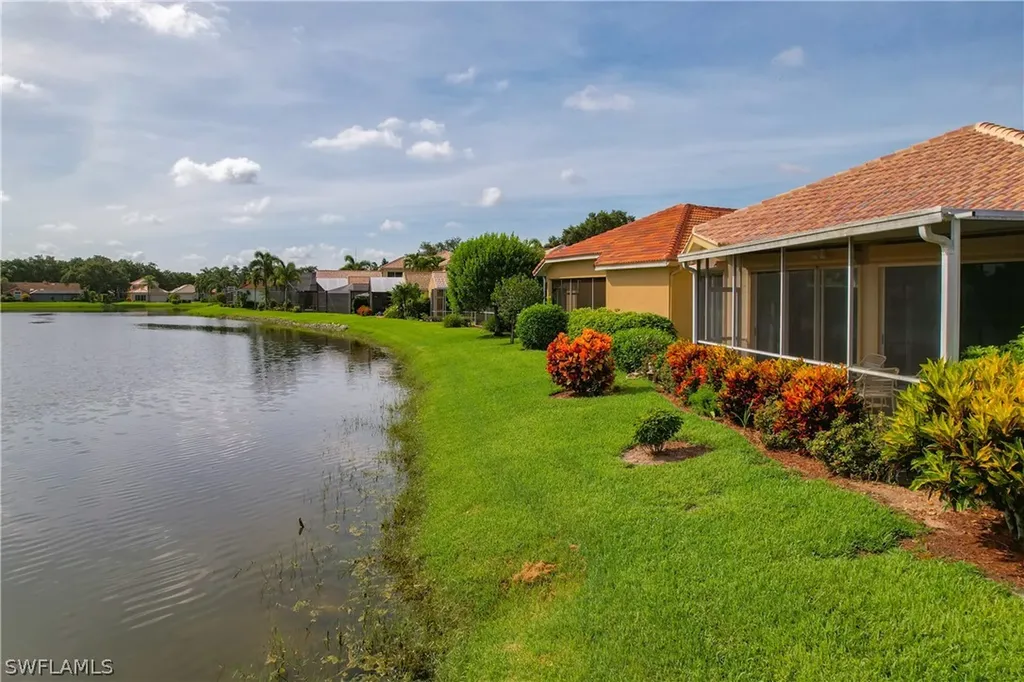 157 Vista Lane Naples FL 34119