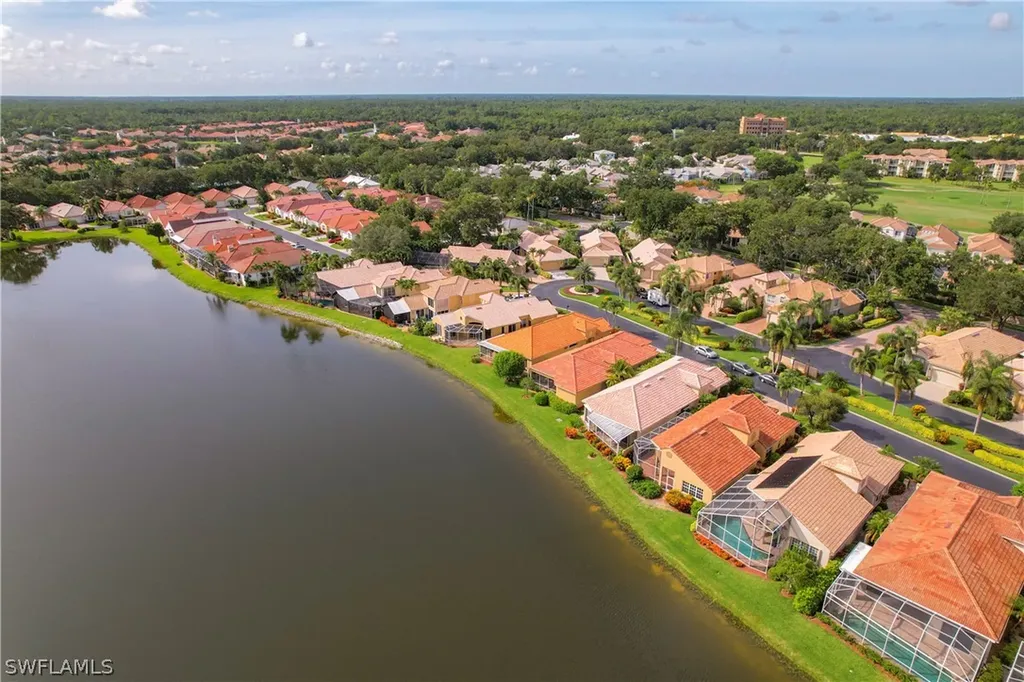 157 Vista Lane Naples FL 34119