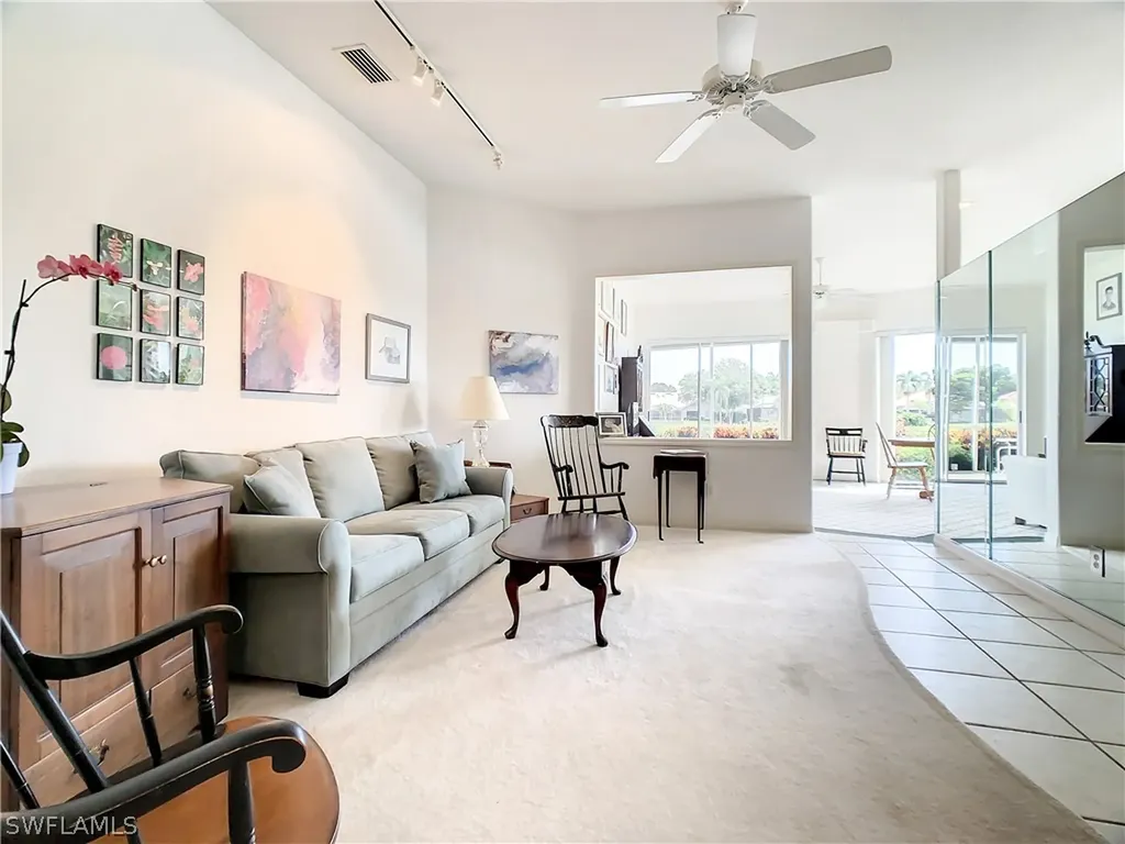 157 Vista Lane Naples FL 34119
