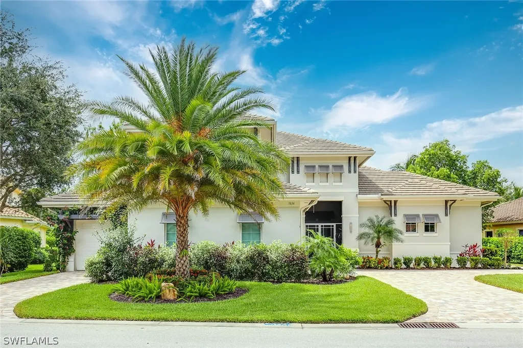 Naples FL, 7634 Palmer Court