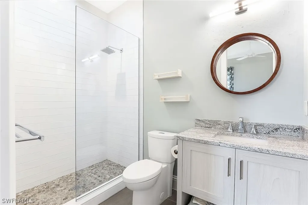 7634 Palmer Court Naples FL 34113