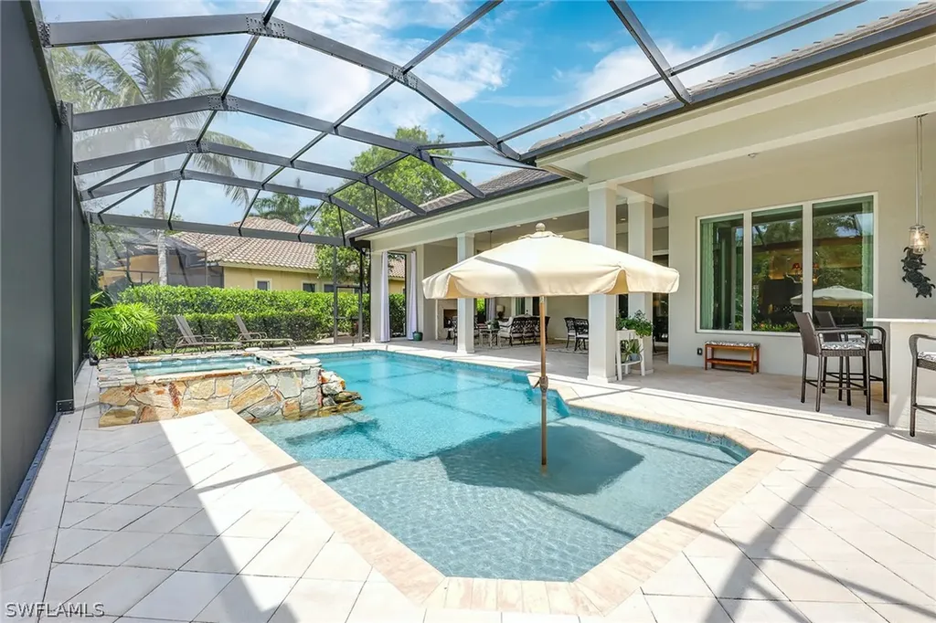 7634 Palmer Court Naples FL 34113