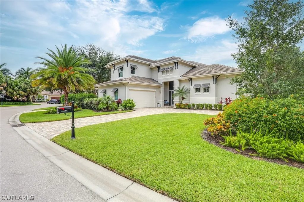 7634 Palmer Court Naples FL 34113