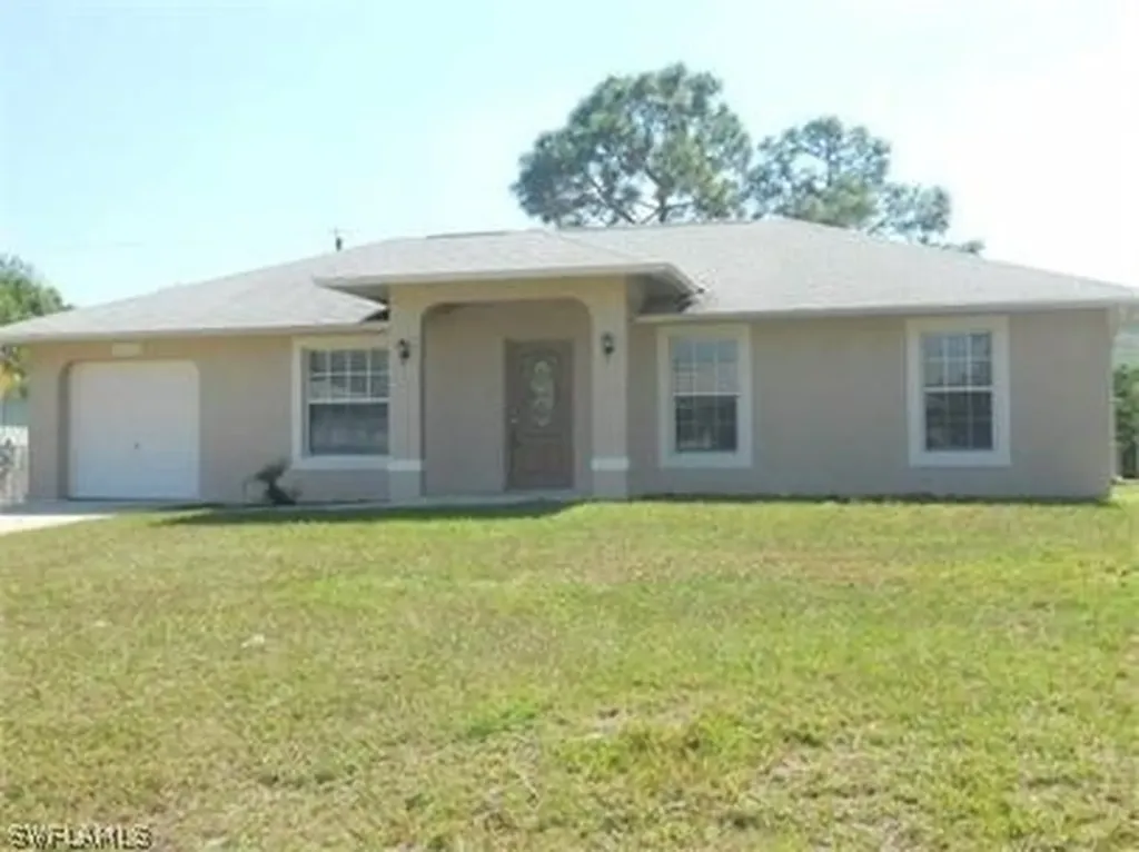 8080 Albatross Road Fort Myers FL 33967