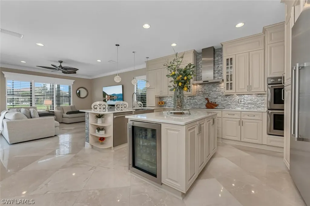 3746 Madeira Court Naples FL 34119