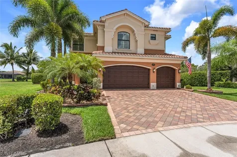 3746 Madeira Court Naples FL 34119