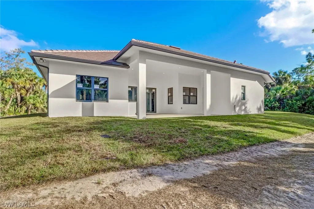 161 15th Street SW Naples FL 34117