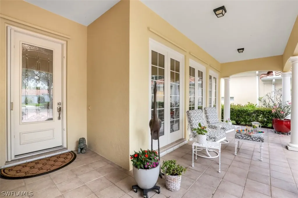 3140 Dominica Way Naples FL 34119