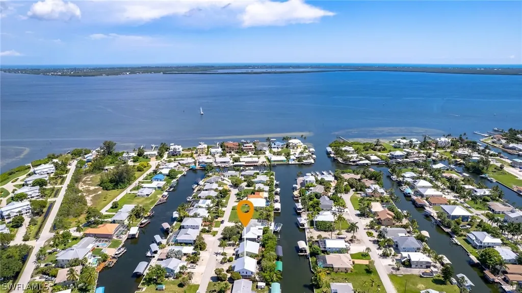 2295 Banana Street St. James City FL 33956