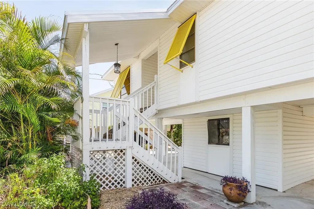 2295 Banana Street St. James City FL 33956