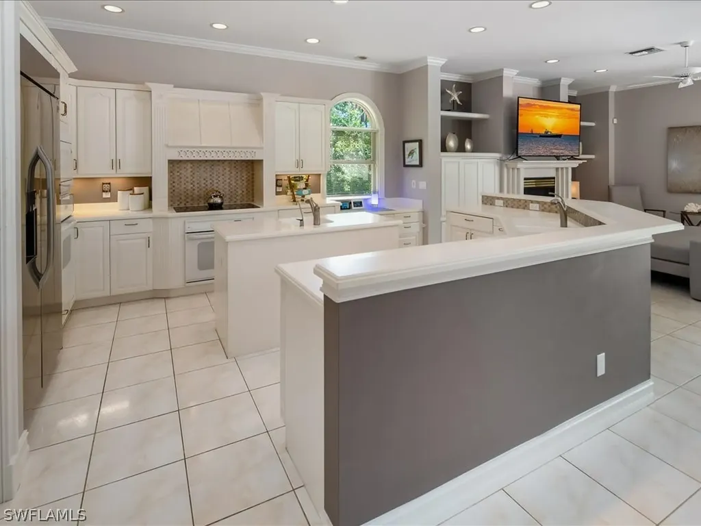 6656 Trail Boulevard Naples FL 34108