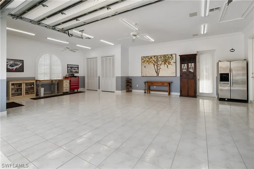 6656 Trail Boulevard Naples FL 34108