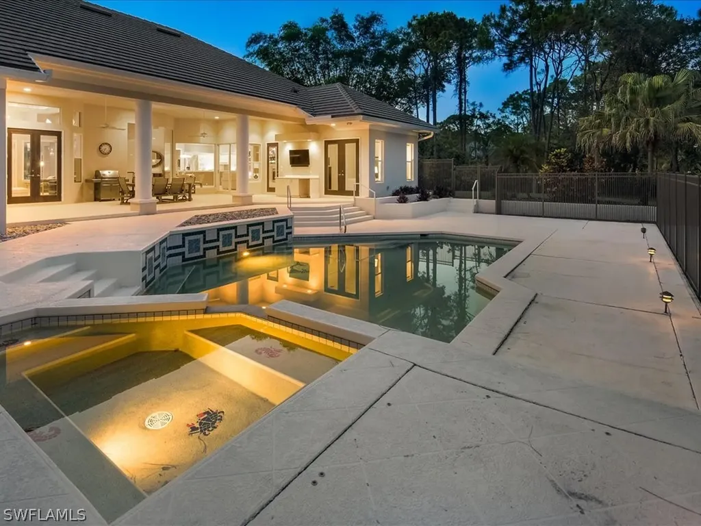 6656 Trail Boulevard Naples FL 34108
