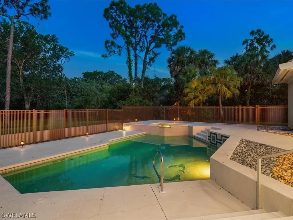 6656 Trail Boulevard Naples FL 34108