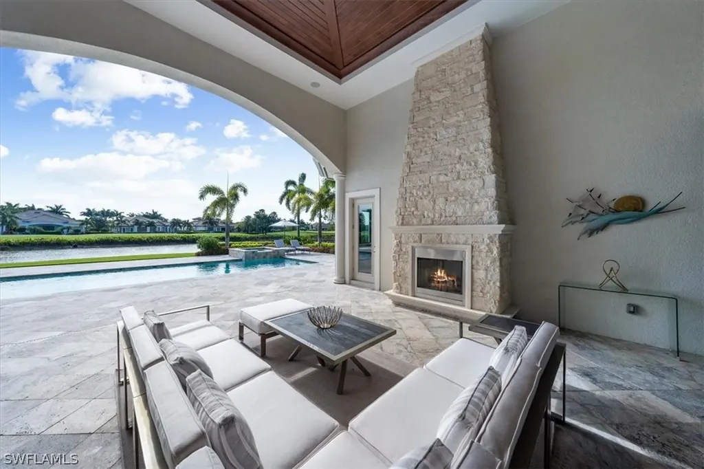 4235 Cortland Way Naples FL 34119