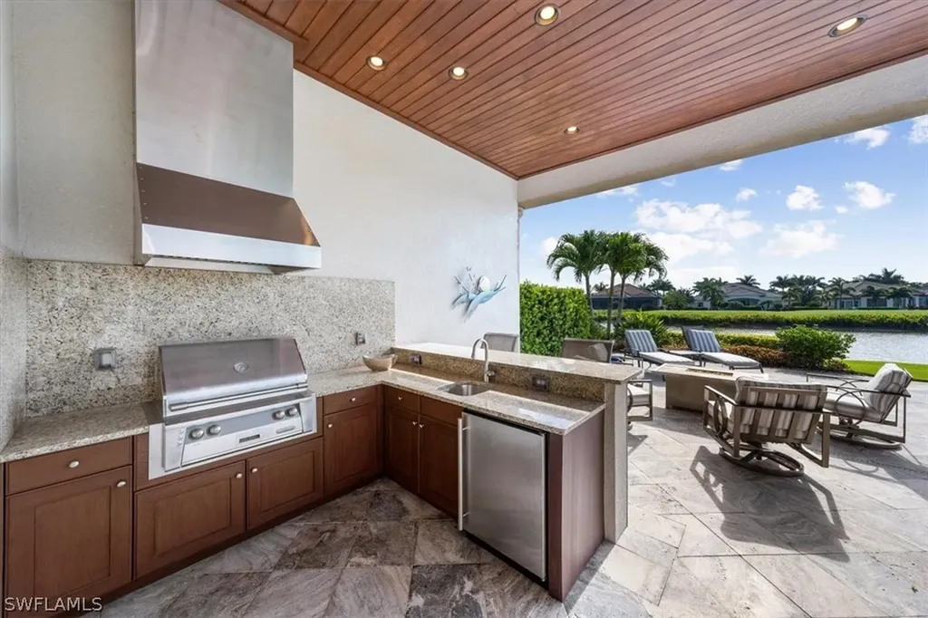 4235 Cortland Way Naples FL 34119