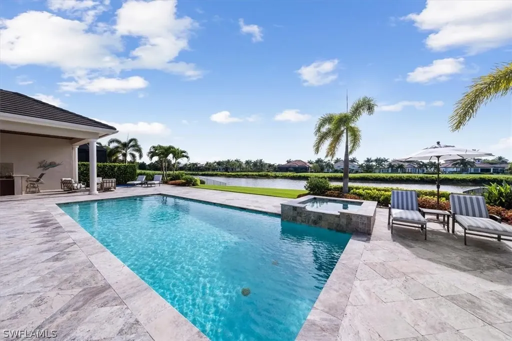 4235 Cortland Way Naples FL 34119