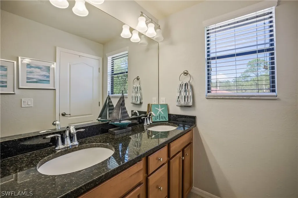 9548 River Otter Drive Fort Myers FL 33912