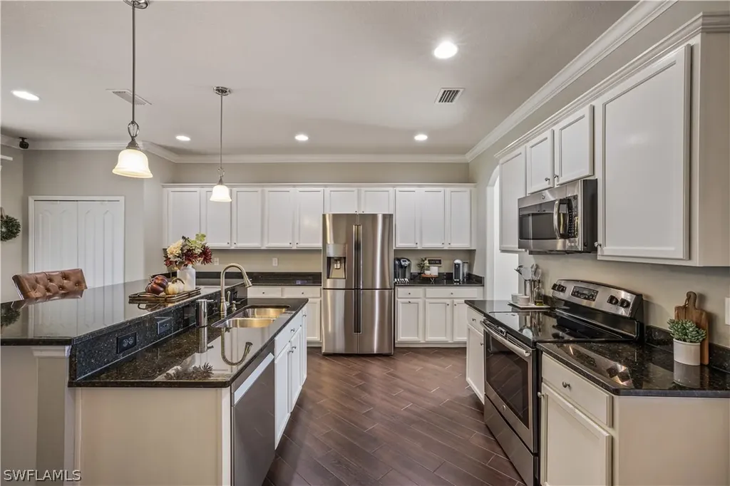 9548 River Otter Drive Fort Myers FL 33912