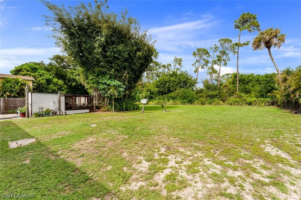 179 Esther Street Naples FL 34104