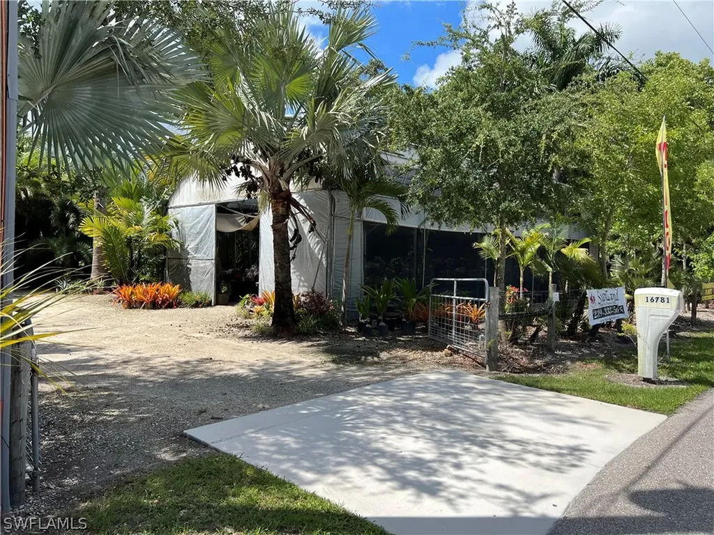 16781/16789 Mcgregor Boulevard Fort Myers FL 33908