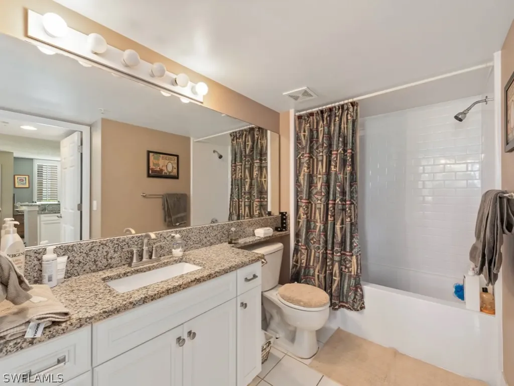 1170 Wildwood Lakes Boulevard Naples FL 34104