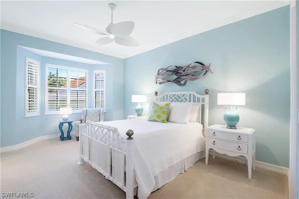 391 2nd Avenue S Naples FL 34102