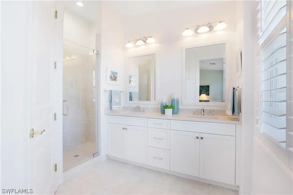 391 2nd Avenue S Naples FL 34102