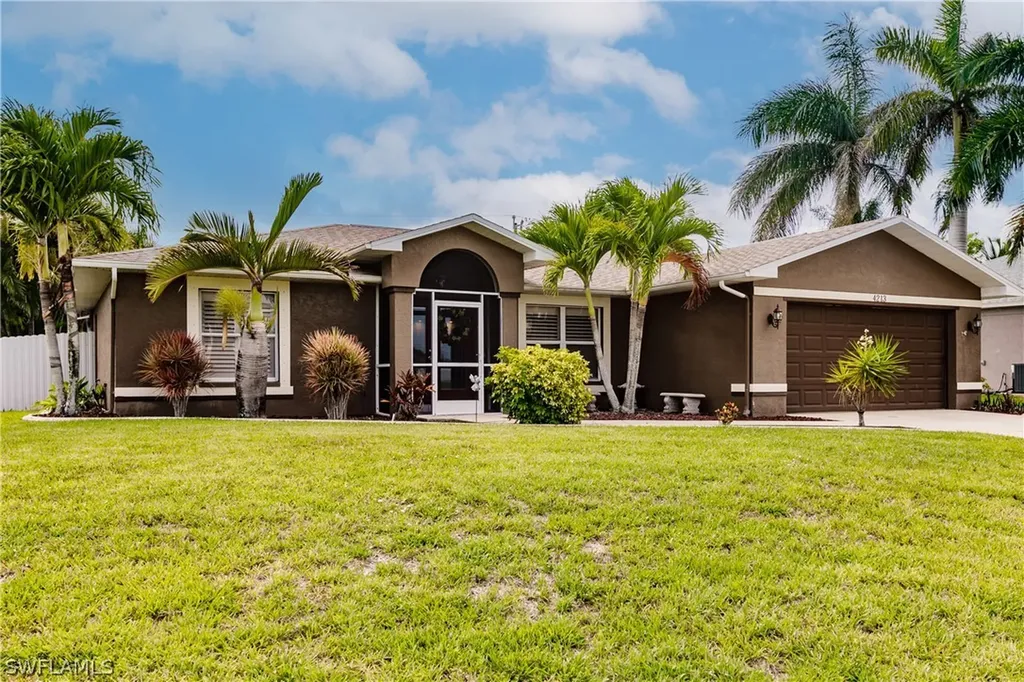 4213 SW 15th Avenue Cape Coral FL 33914