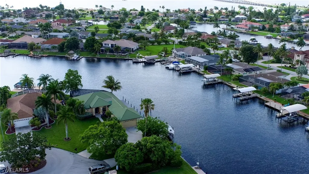 1749 SE 44th Terrace Cape Coral FL 33904