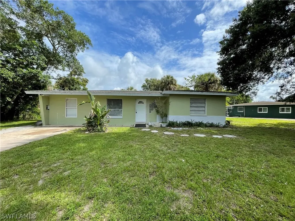12618 6th Street Fort Myers FL 33905