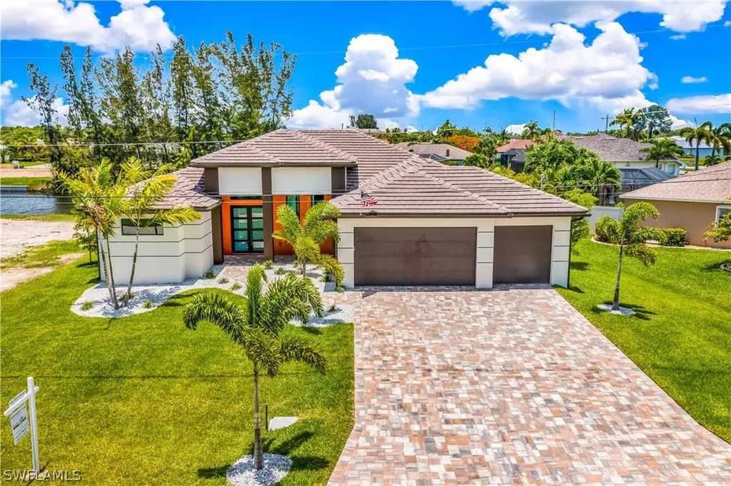 2107 SW 40th Street Cape Coral FL 33914