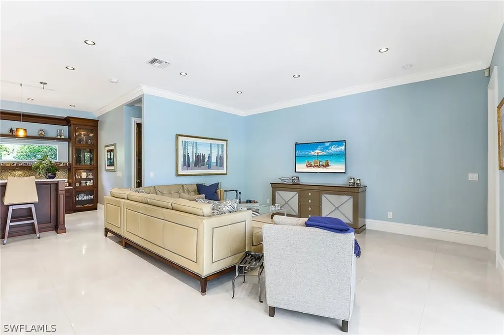 5130 Kensington High Street Naples FL 34105