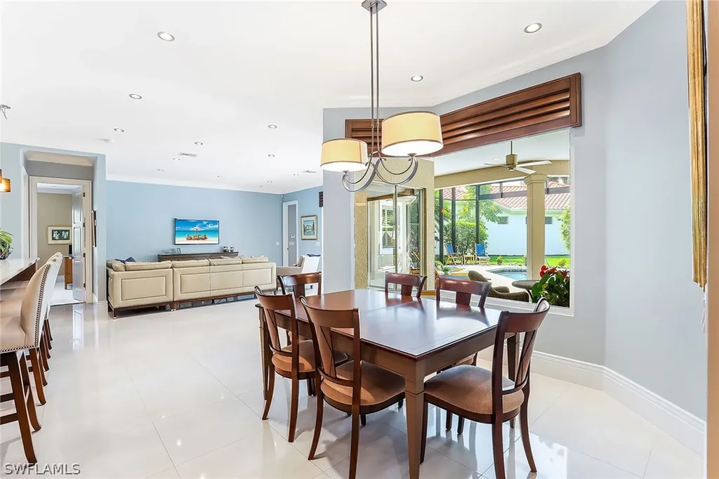 5130 Kensington High Street Naples FL 34105