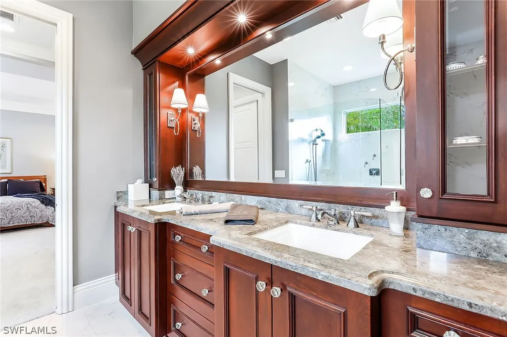 5130 Kensington High Street Naples FL 34105