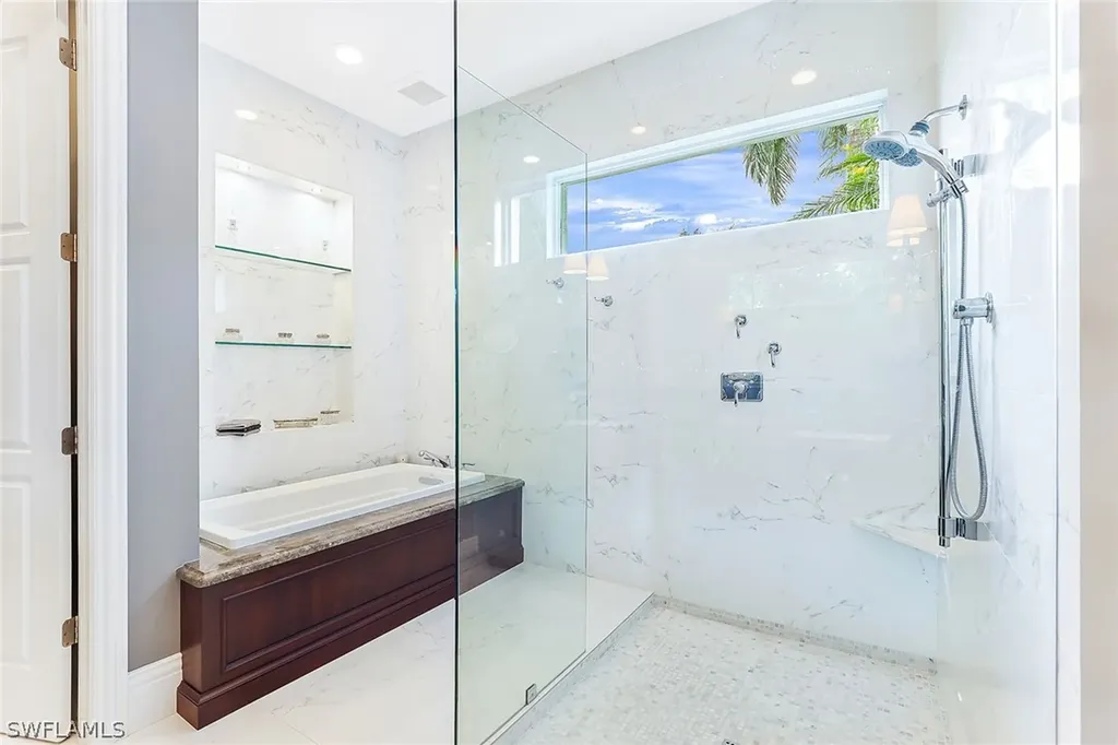 5130 Kensington High Street Naples FL 34105