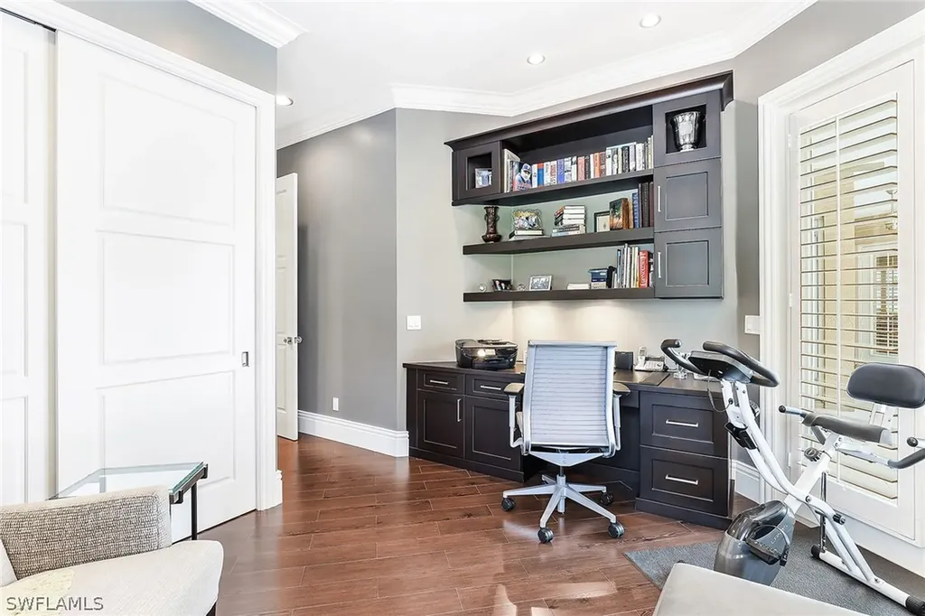5130 Kensington High Street Naples FL 34105