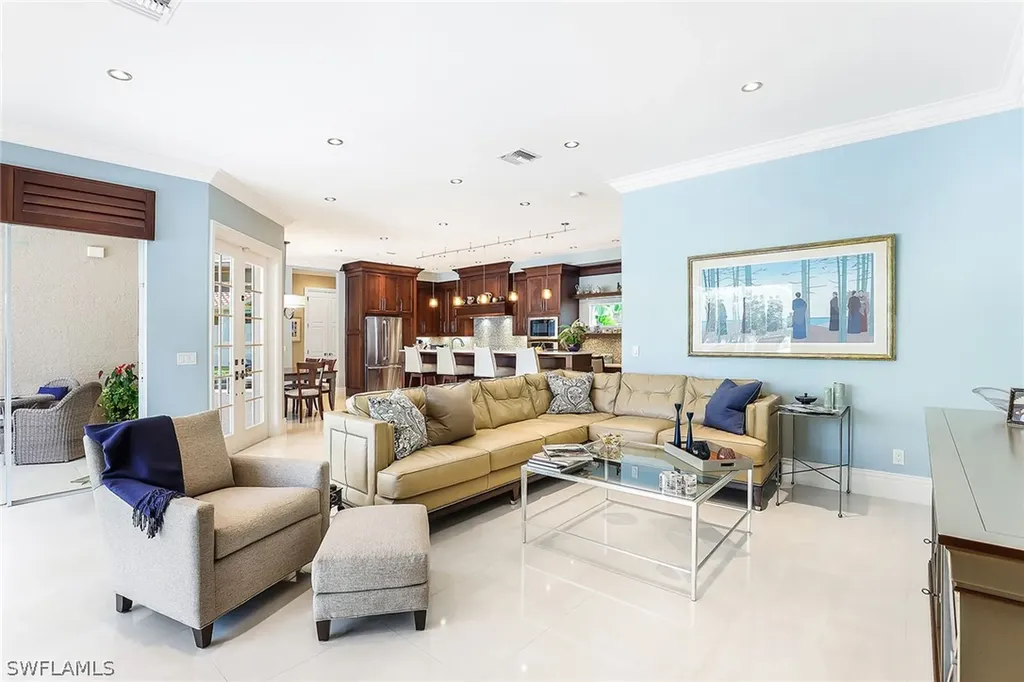 5130 Kensington High Street Naples FL 34105