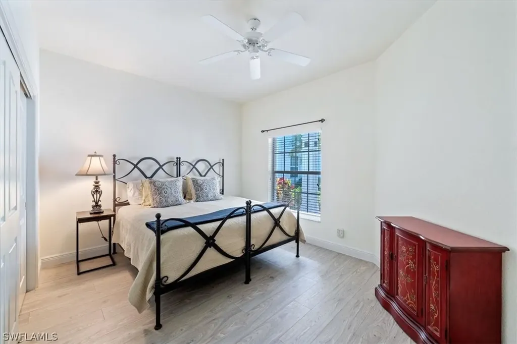 4445 Dover Court Naples FL 34105