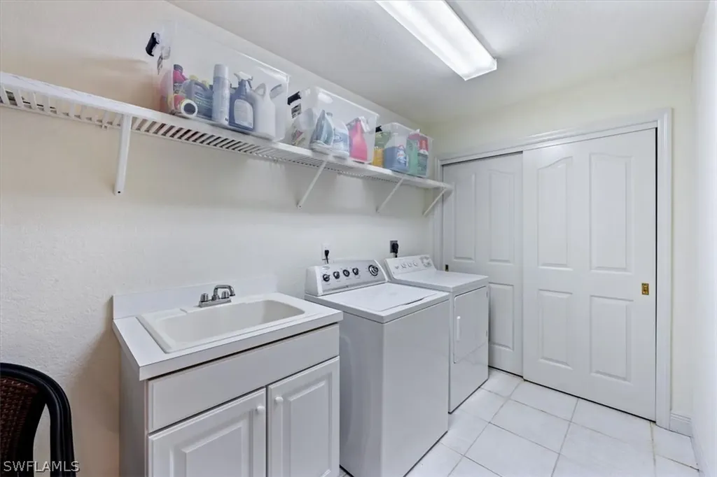 4445 Dover Court Naples FL 34105