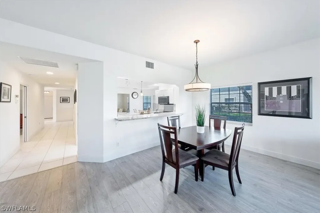 4445 Dover Court Naples FL 34105