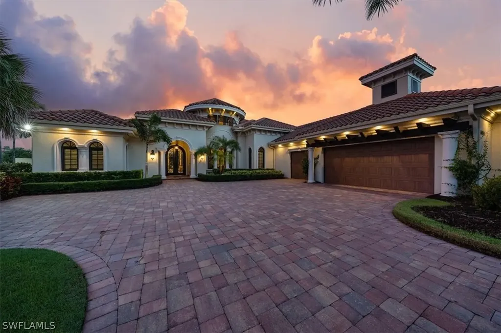 6089 Tamworth Court Naples FL 34119