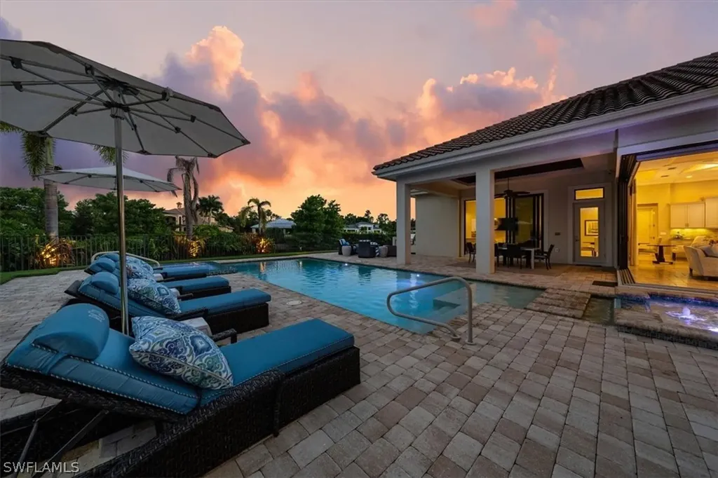 6089 Tamworth Court Naples FL 34119