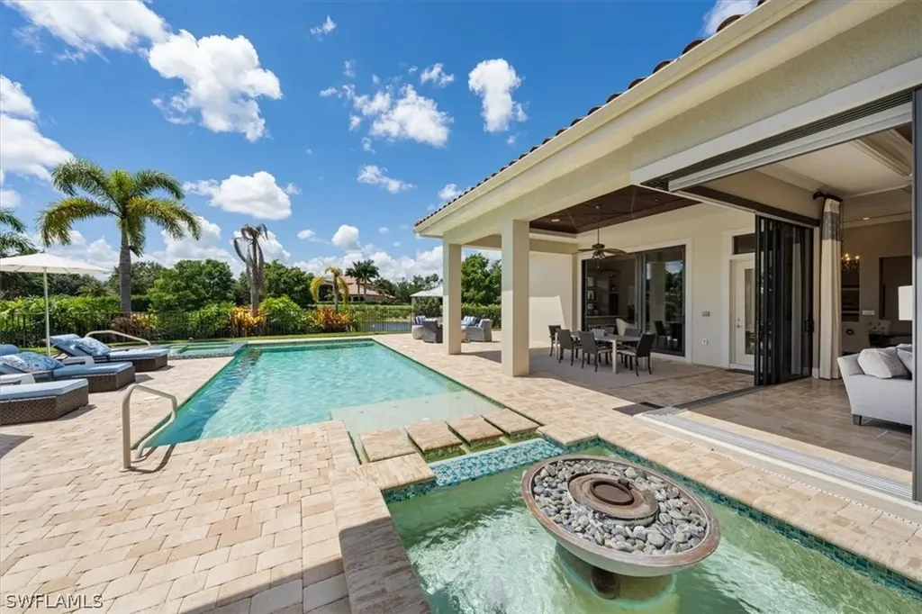6089 Tamworth Court Naples FL 34119