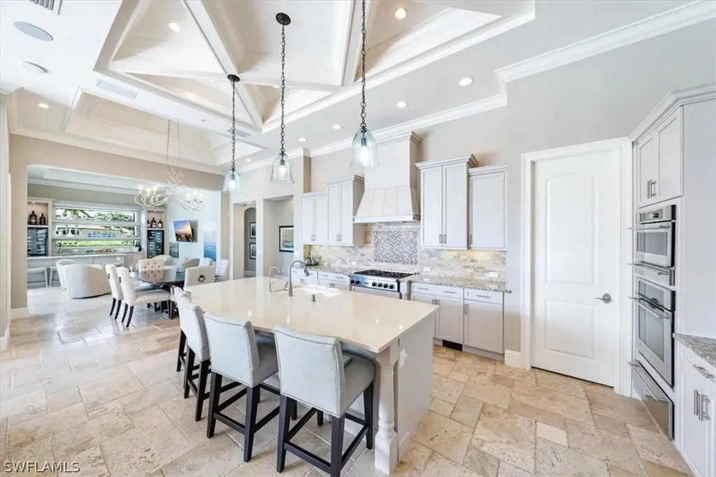 6089 Tamworth Court Naples FL 34119